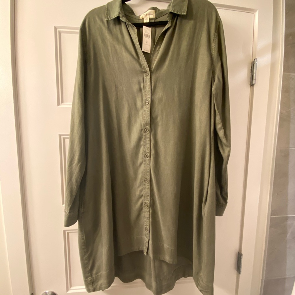 NWT Cloth & Stone button front dress with pockets